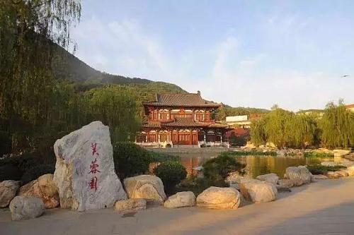 还在羡慕唐朝“驴友”们的玩法吗？西安曲江带你感受古人的游玩体验