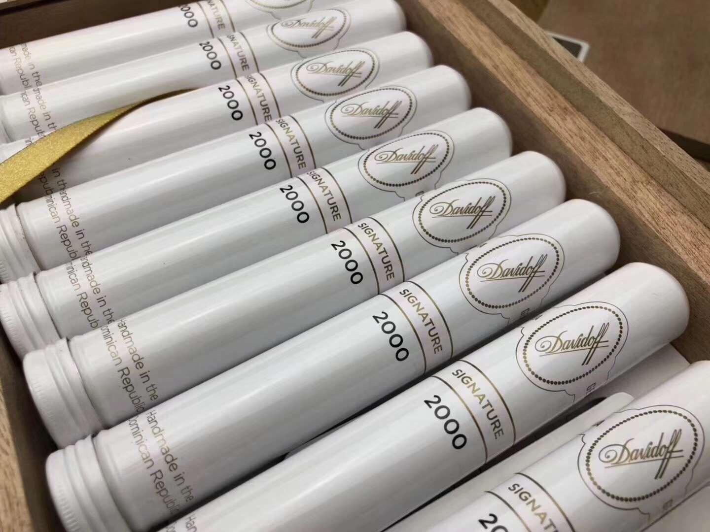 中华芙蓉雪茄,芙蓉王500元的雪茄