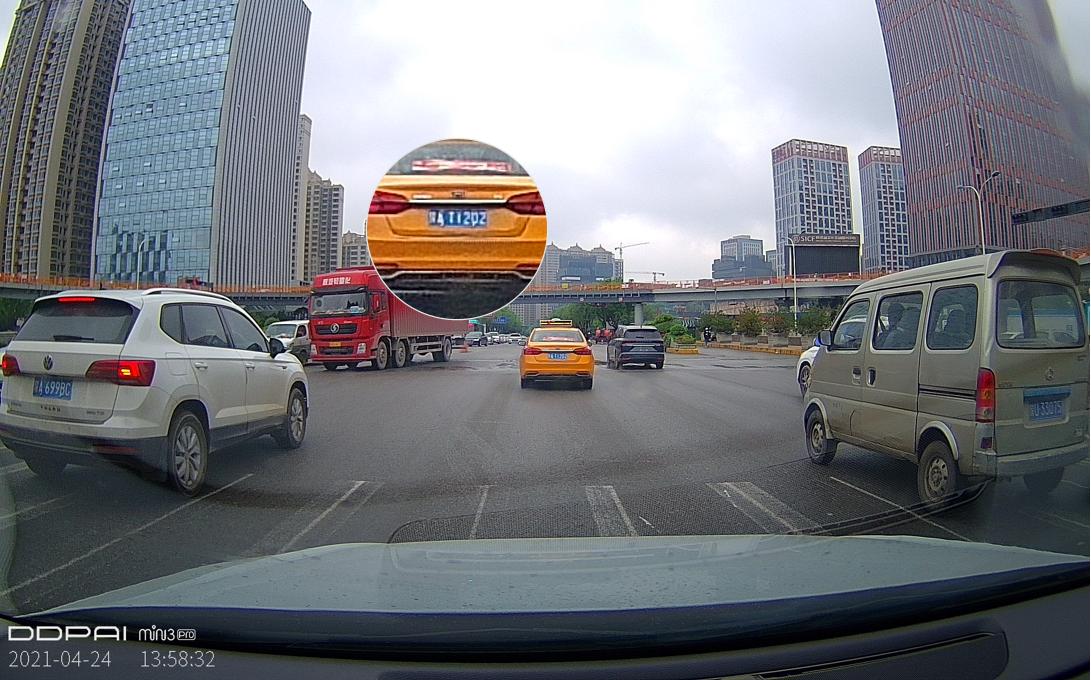 最值得购买的前后双录行车记录仪,什么品牌的全屏行车记录仪最好