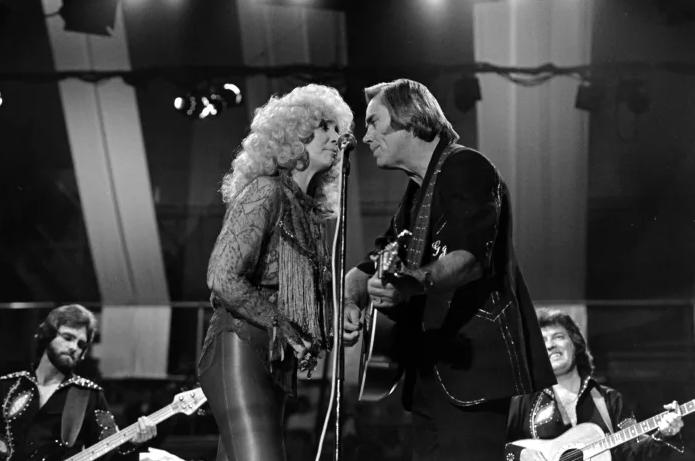 打雷姐youngandbeautiful,打雷姐最喜欢的歌