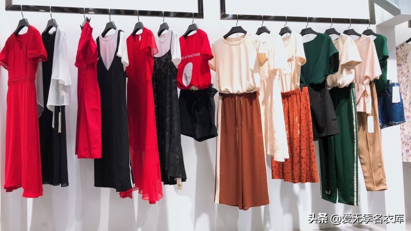 服装店高级陈列,服装小店铺陈列技巧