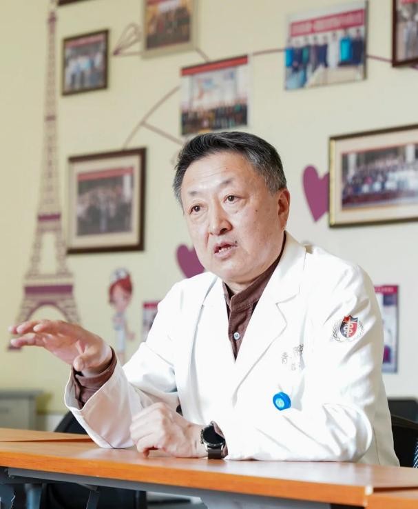 一位超牛的外科医生,山东大学博士生导师牛教授