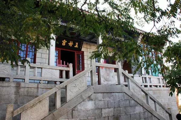 鍗庡北閬撴暀鍦ｅ湴,鍗庡北鏈夐亾閬撴硶鑷劧