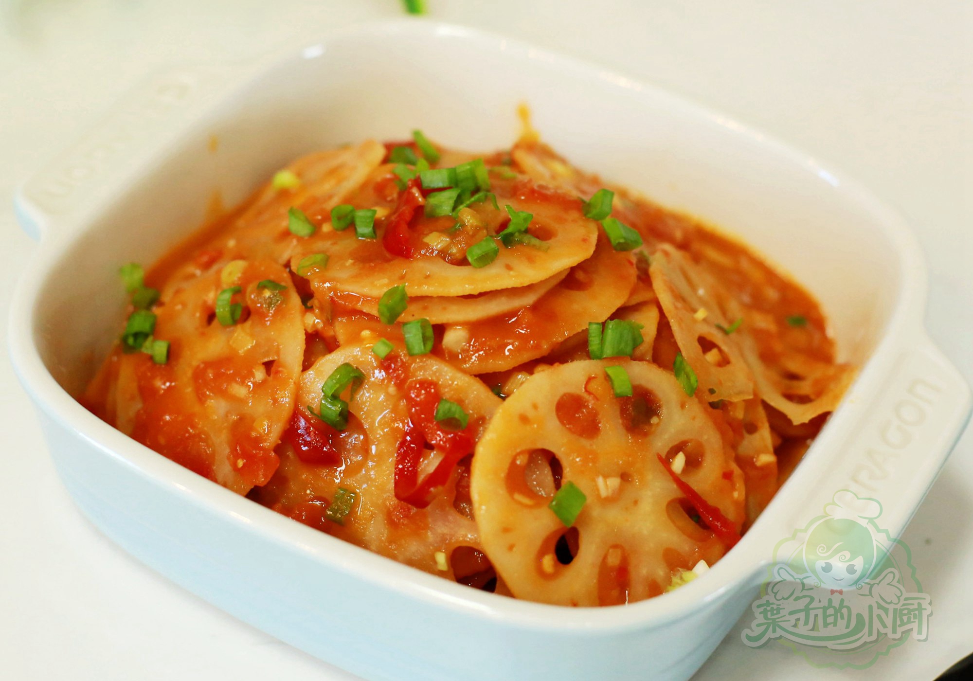 莲藕怎样炒出来脆好吃,莲藕怎么炒才好吃短视频