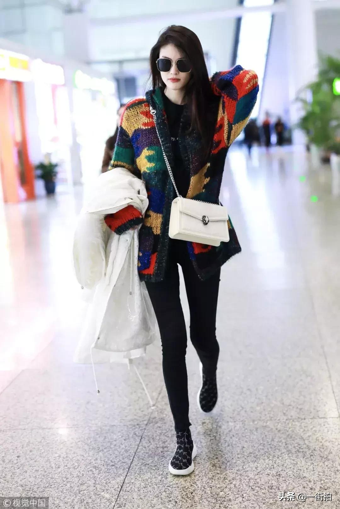 杨幂唐嫣的卫衣还可以这么穿,唐嫣最近同款衣服