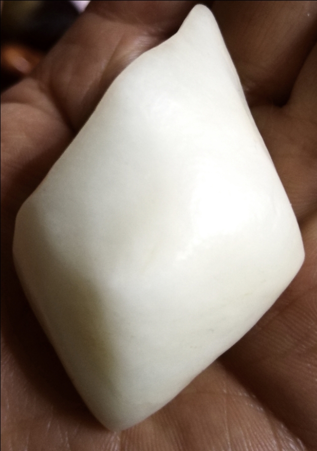 沙漠石头无奈的呐喊