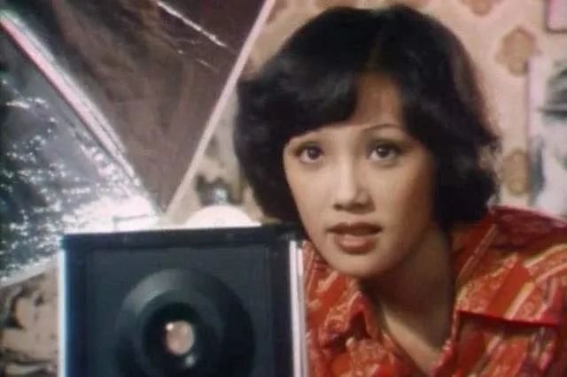 64岁TVB绿叶韩马利突发脑膜炎入院曾患焦虑症全身发抖后治愈