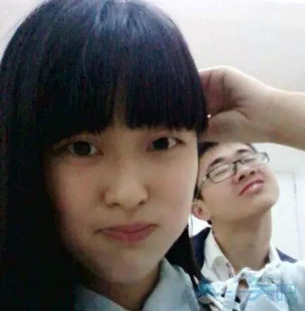 虽然她是在鄙视，不过我突然有了个大胆的想法