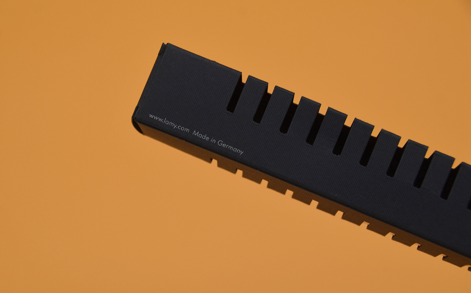 lamy凌美笔如何吸墨,lamy凌美尖墨水笔怎么样