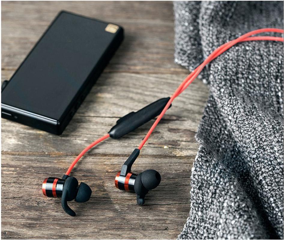 无线耳机怎么戴是正确的,耳机怎么戴才算是正确的