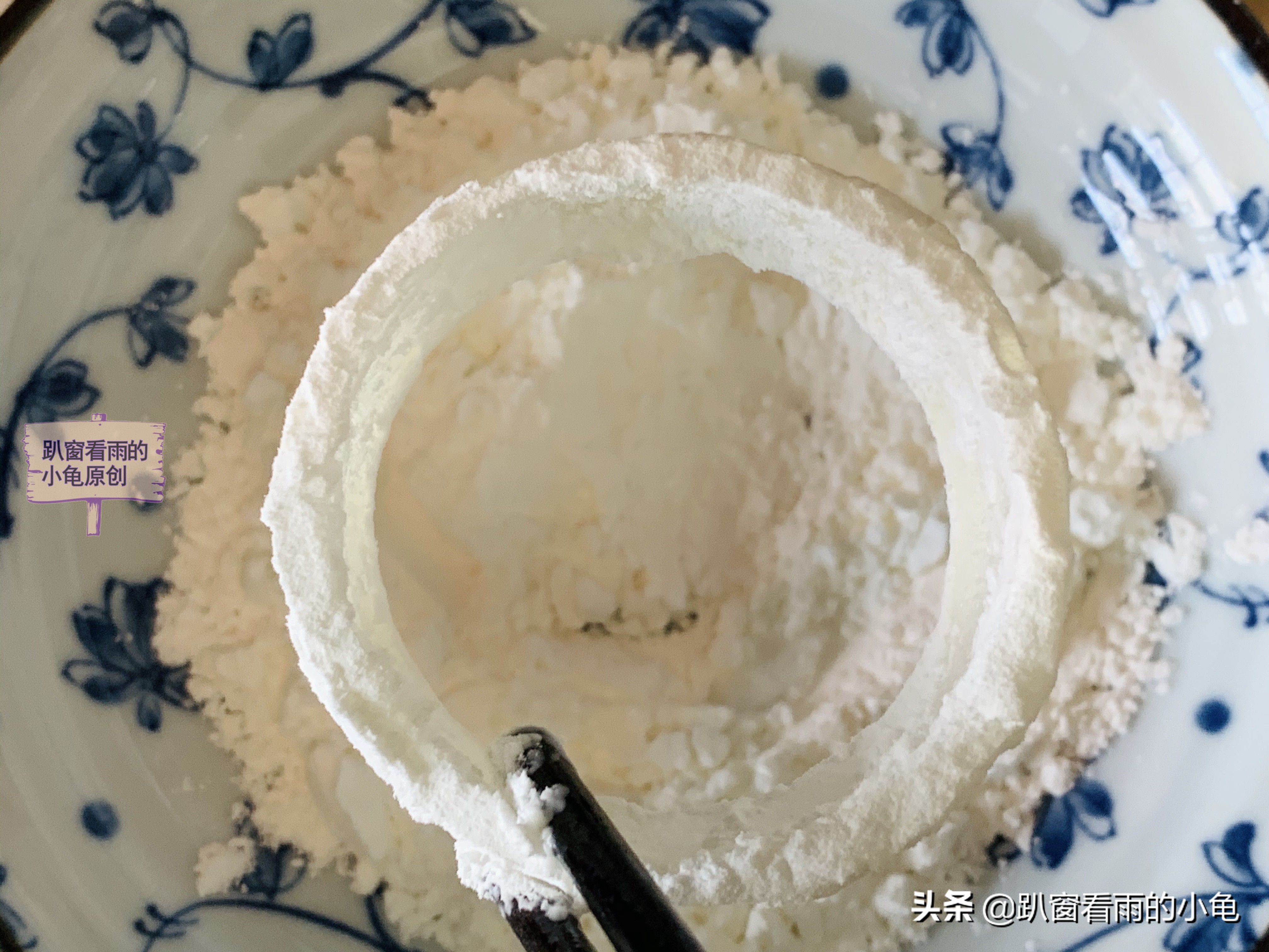 炸洋葱圈步骤,炸洋葱圈做法不用胡椒粉