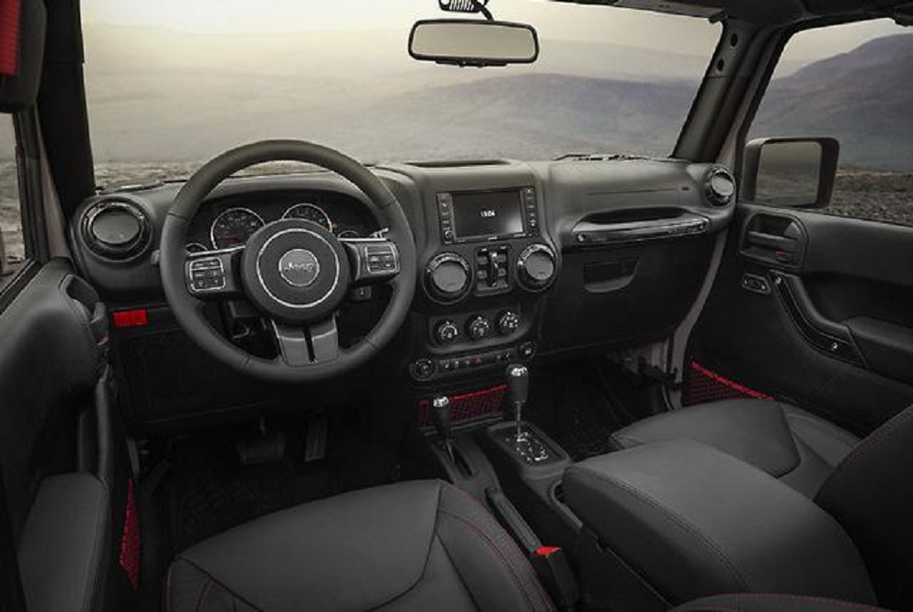 jeep牧马人2.8t测评,新款jeep牧马人市区两驱可以吗