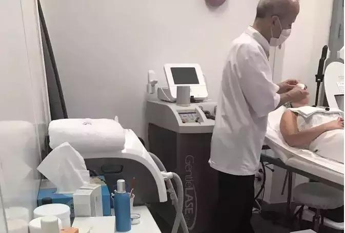 有了前法国第一夫人的百元“黑科技”眼霜,我把3000块眼霜扔了!