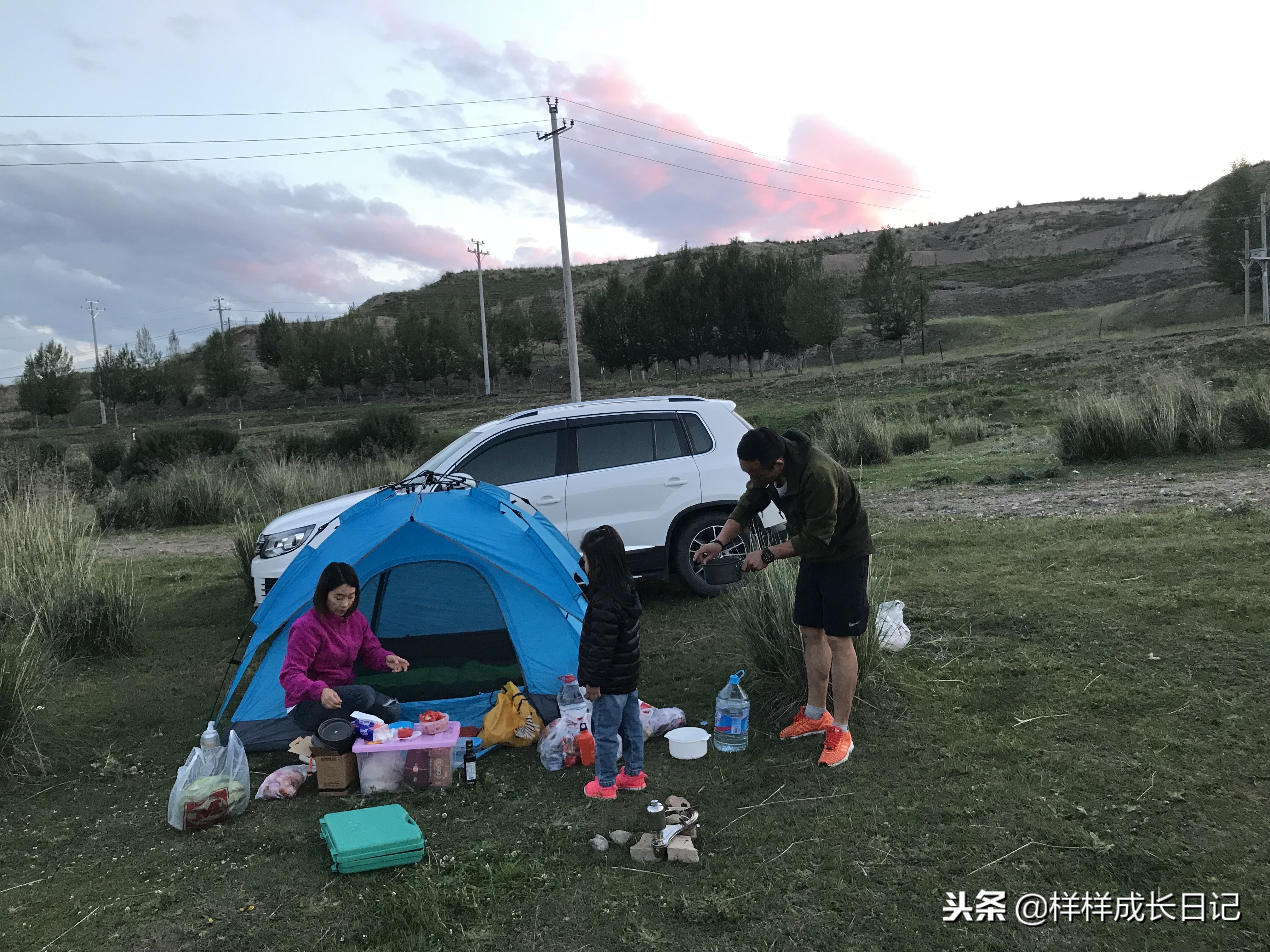 一家三口新疆伊犁旅游,自驾游霍尔果斯路线攻略