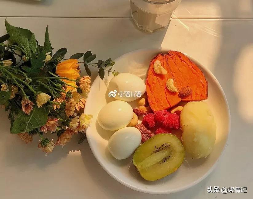 蜜桃臀挺翘饱满，是她成为无数宅男的梦中情人