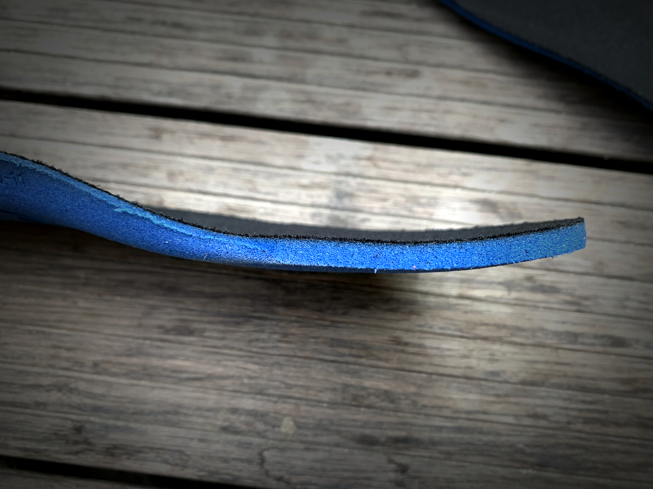 奔跑的Faith-咕咚R2信仰跑步鞋