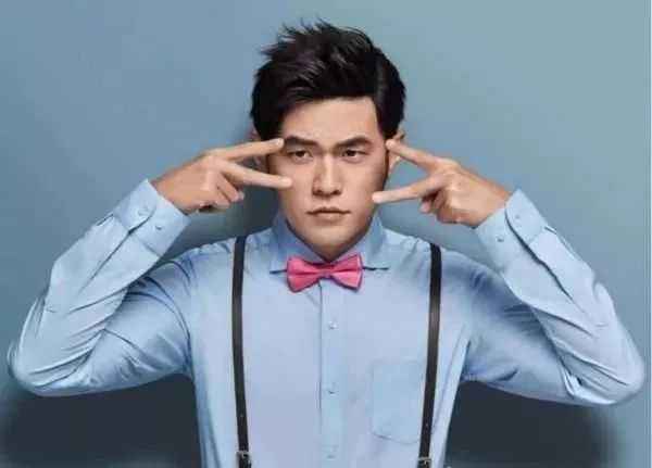 蔡徐坤内地最具权威性歌手,蔡徐坤出歌挣钱了吗