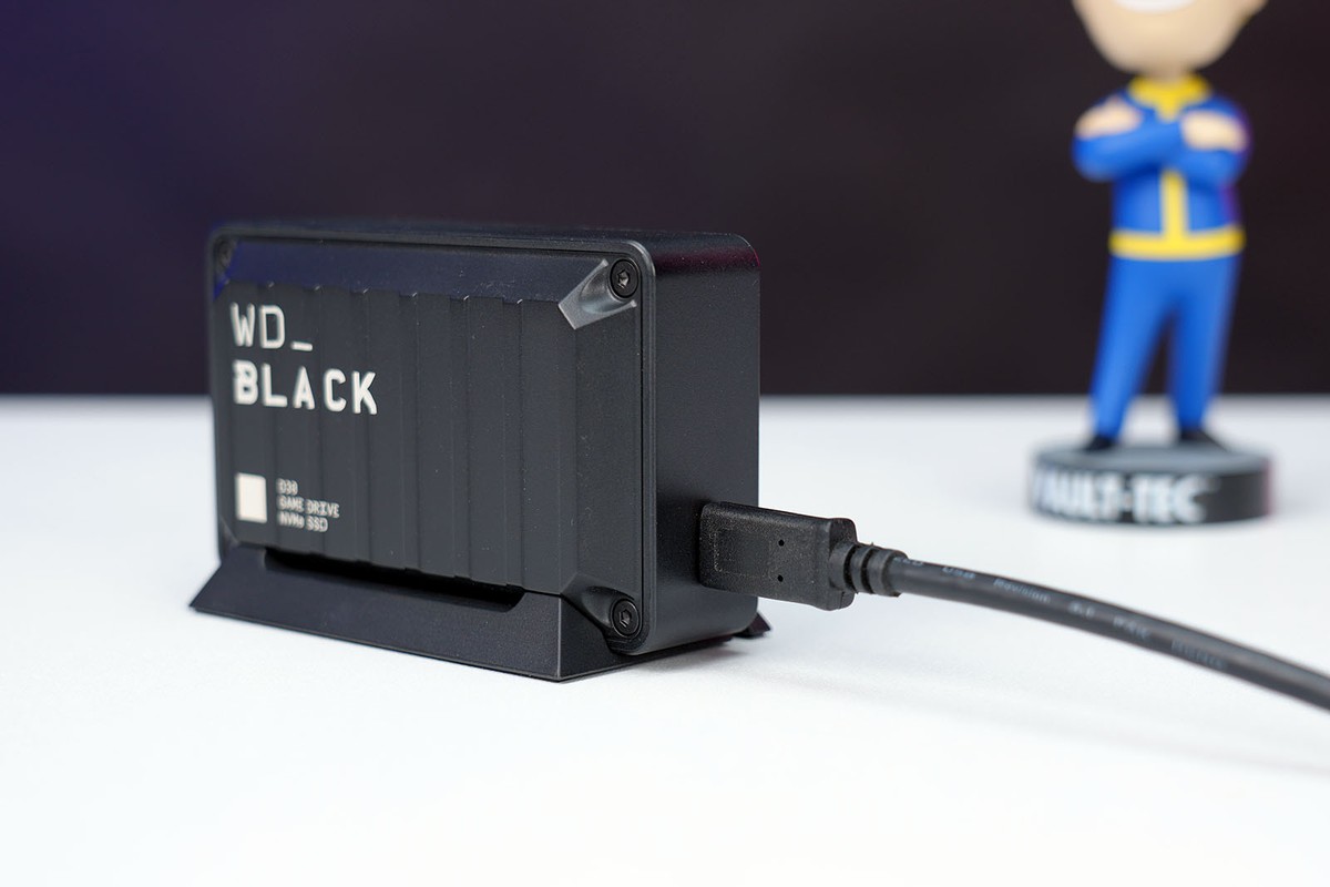 西数游戏移动硬盘d30测评,WDBLACKD30游戏移动固态硬盘