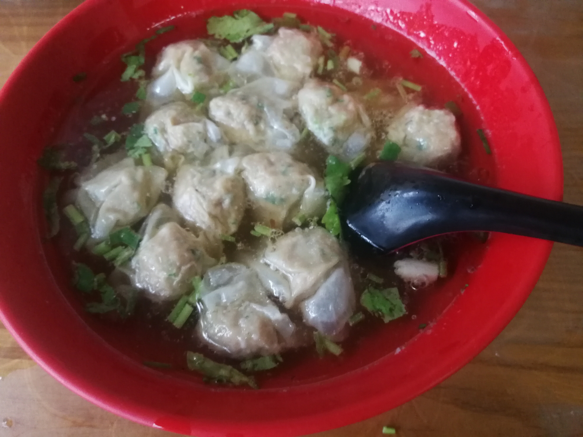 开馄饨店不会调馅，店主教你简单调馅方法，学会可以轻松开店