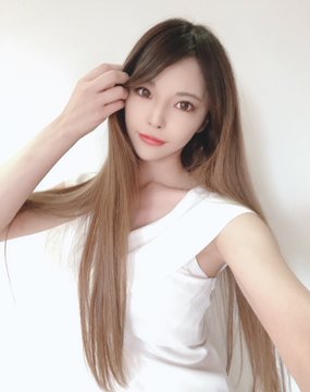 佐佐木希谈老公出轨,佐佐木希和丈夫近照