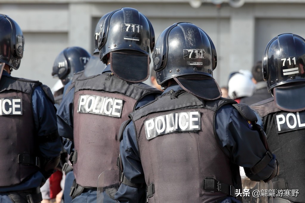 日语文章中警察局怎么写,日语警察日常用语