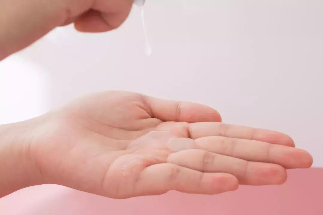 沈梦辰美白精华,沈梦辰推荐的美白精华液