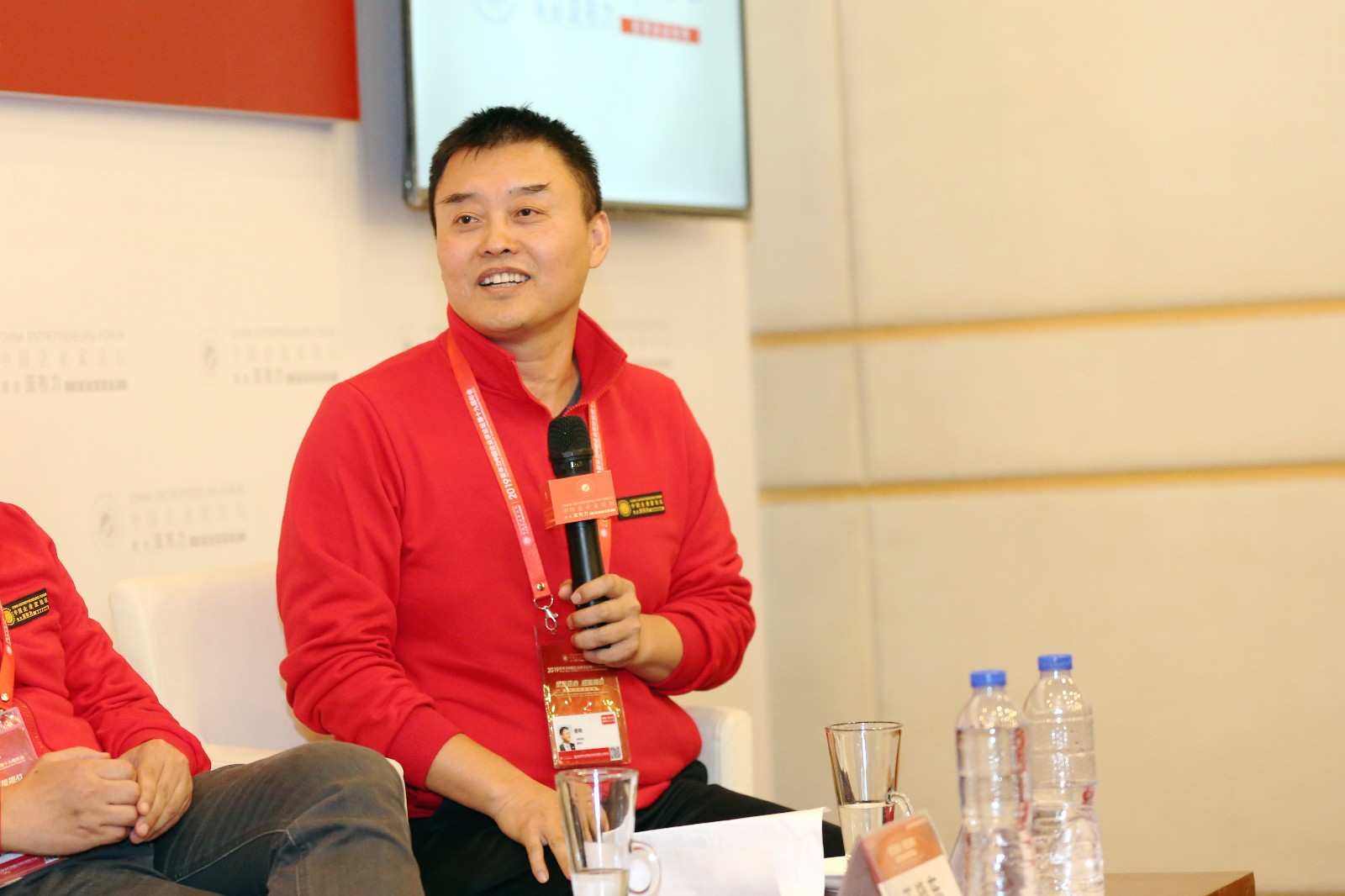 胡葆森、田源、张磊、王晓东、姜明五位大佬同台亮相，亚布力上演“河南人”专场