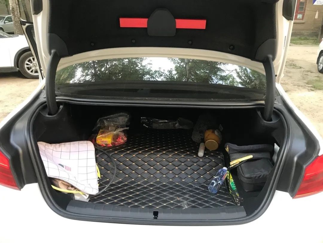 这是用车成本最低的宝马？车主调侃花一辆的钱买了三辆车，原因是