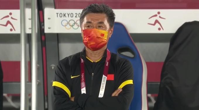 洛国富怒斥中国足协后续,洛国富回应球迷