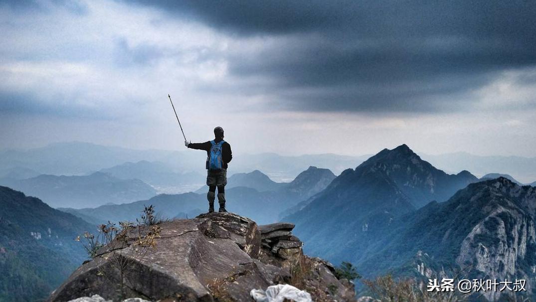 员工排挤员工老板应该怎么处理,想开除员工又不想给补偿