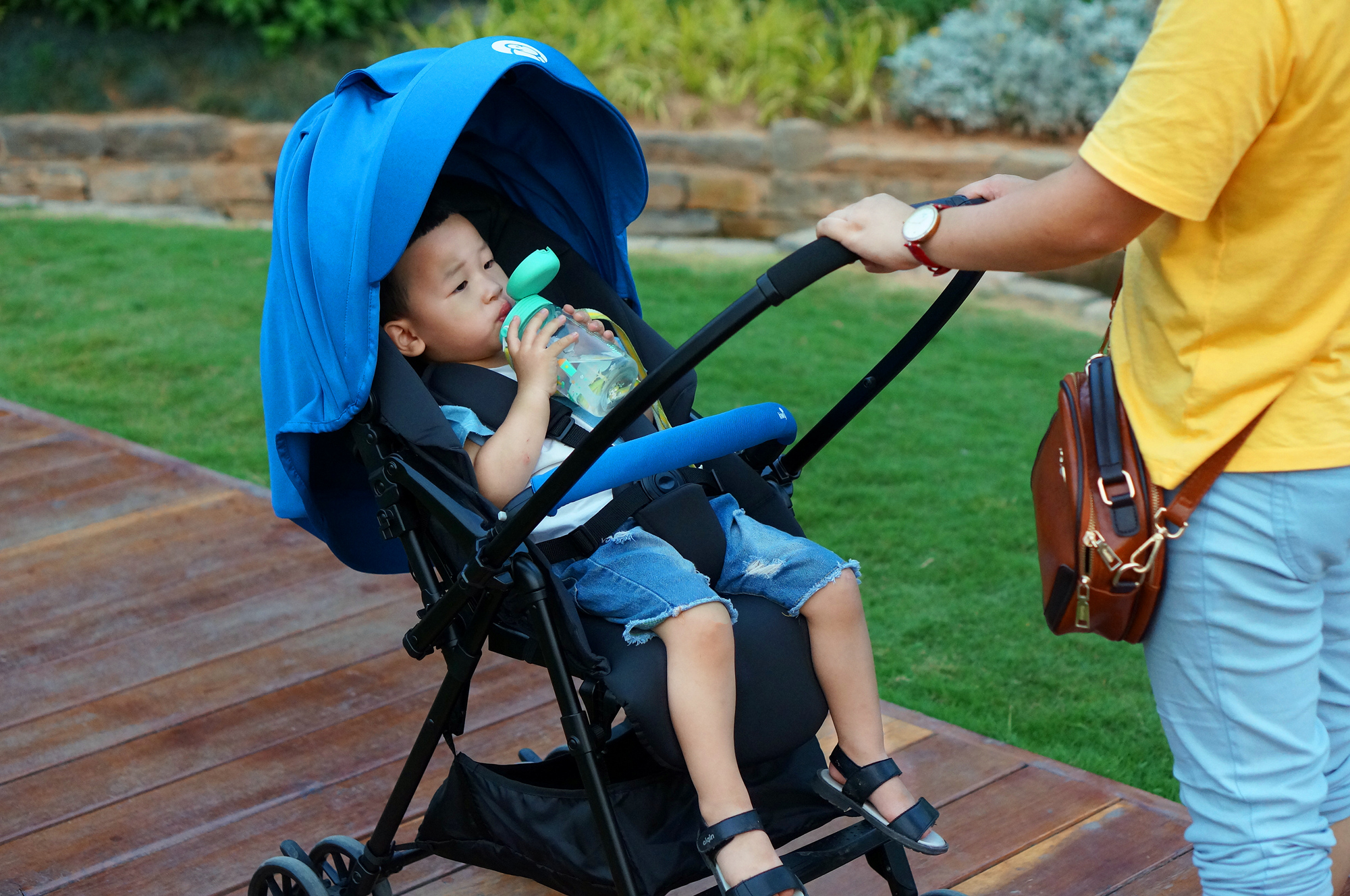 宝宝推车轻便可坐可躺推荐测评,适合大宝宝的轻便推车推荐