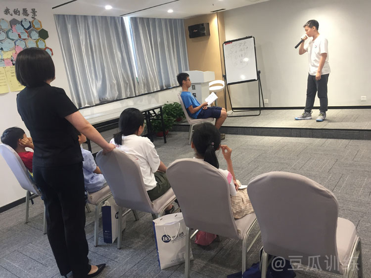 克服紧张性脸红的五个方法