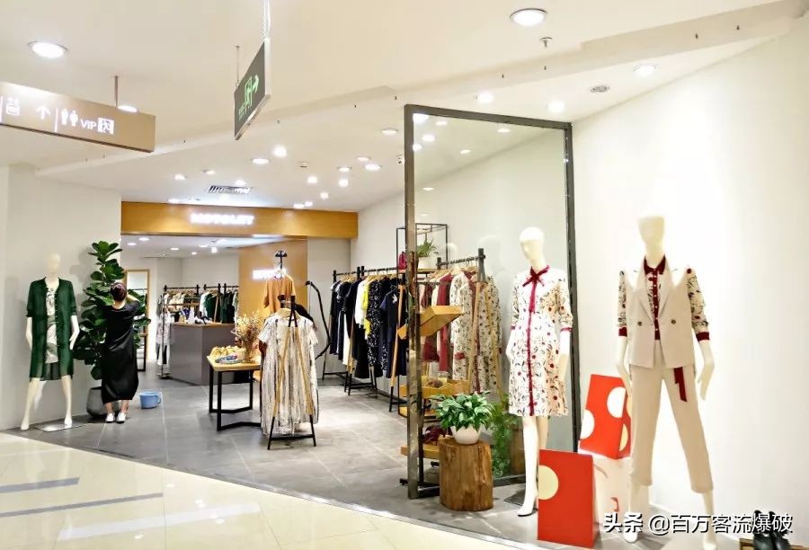 女装实体营业额,女装实体店营业额多少算好