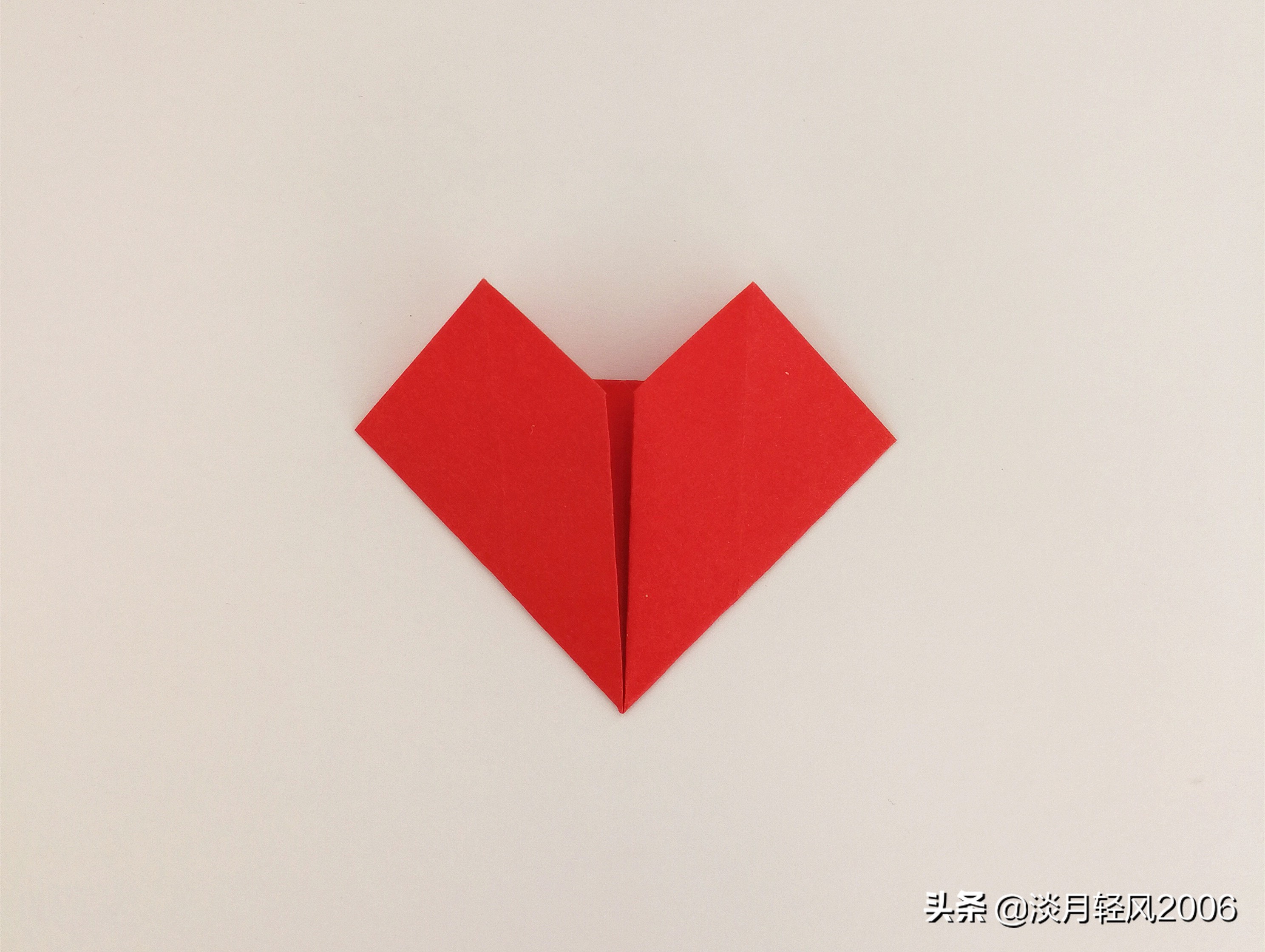 纸折爱心最简单方法儿童,幼儿手工纸折爱心