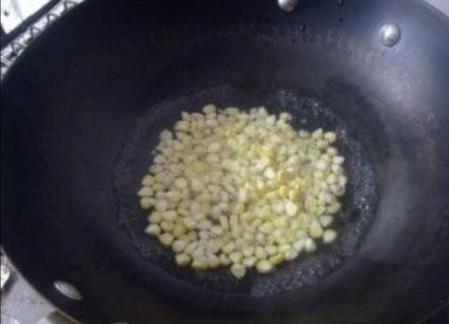 为什么虾焯水后肉质不好,做出来的虾尾有腥味怎么补救