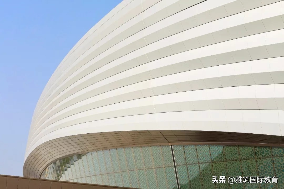 卡塔尔世界杯体育馆,扎哈卡塔尔世界杯体育馆