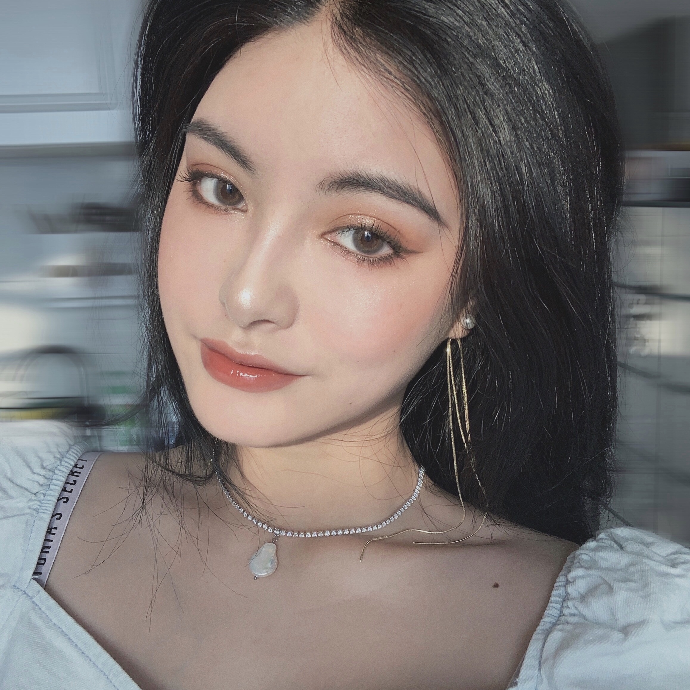 卡粉起皮斑驳以后怎么补救,卡粉起皮什么都没带该怎么办