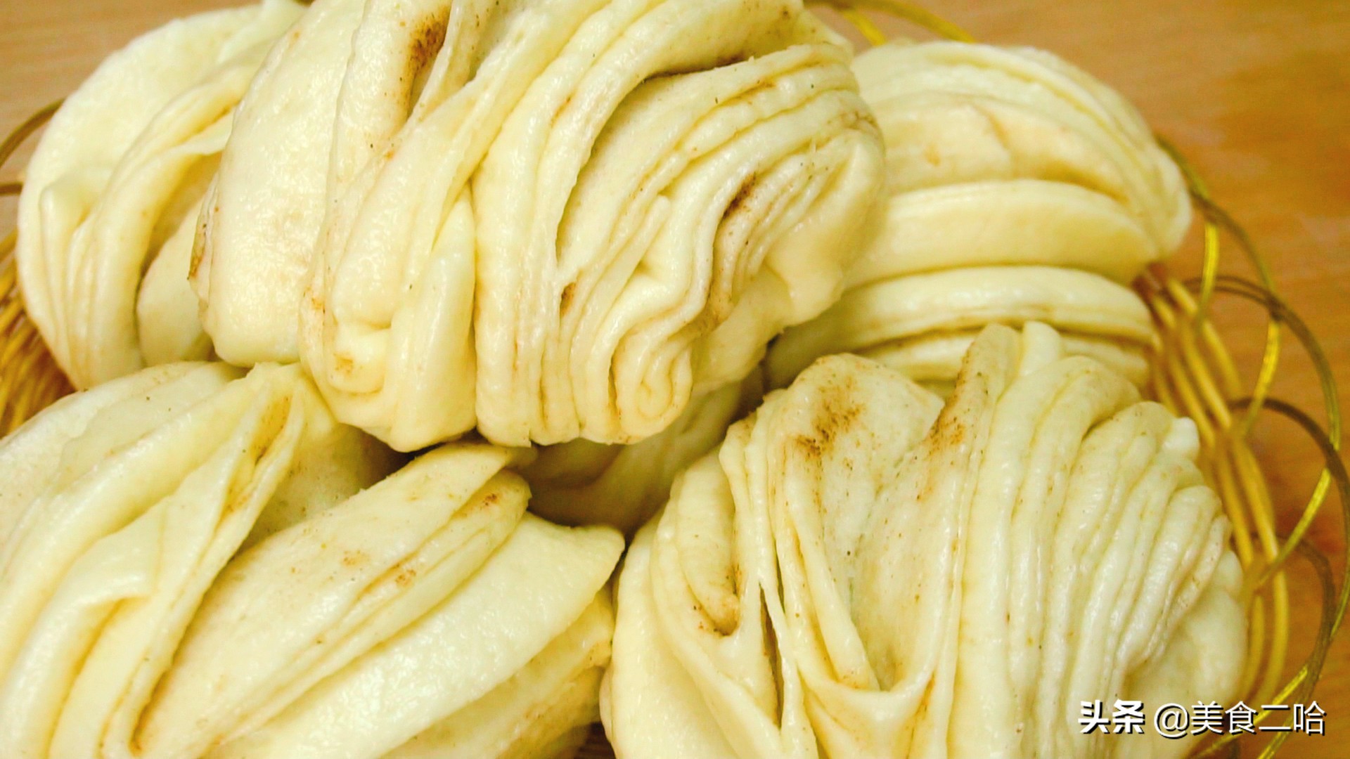 做馒头是用高筋粉还是低筋粉,做馒头的是低筋粉还是高筋粉