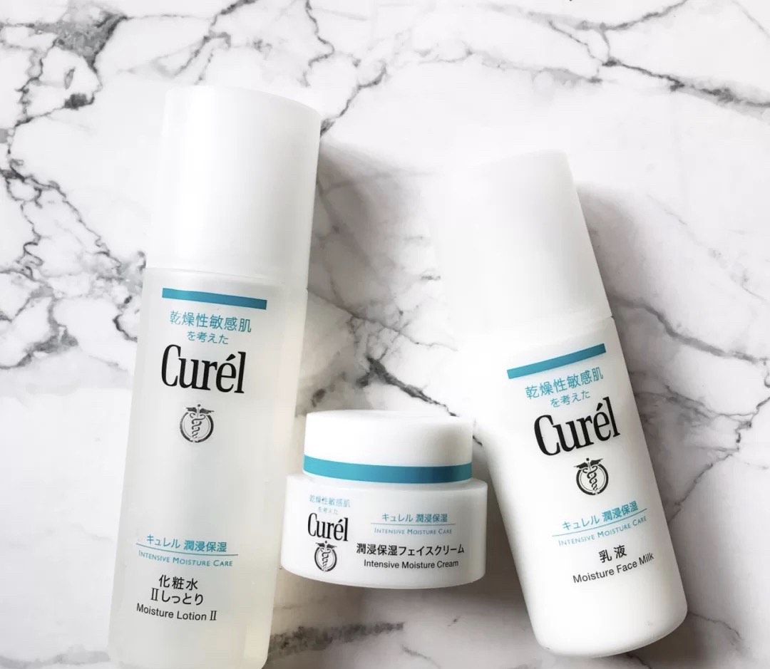 雪花秀臻秀智颜水乳,雪花秀滋盈水乳去黄提亮