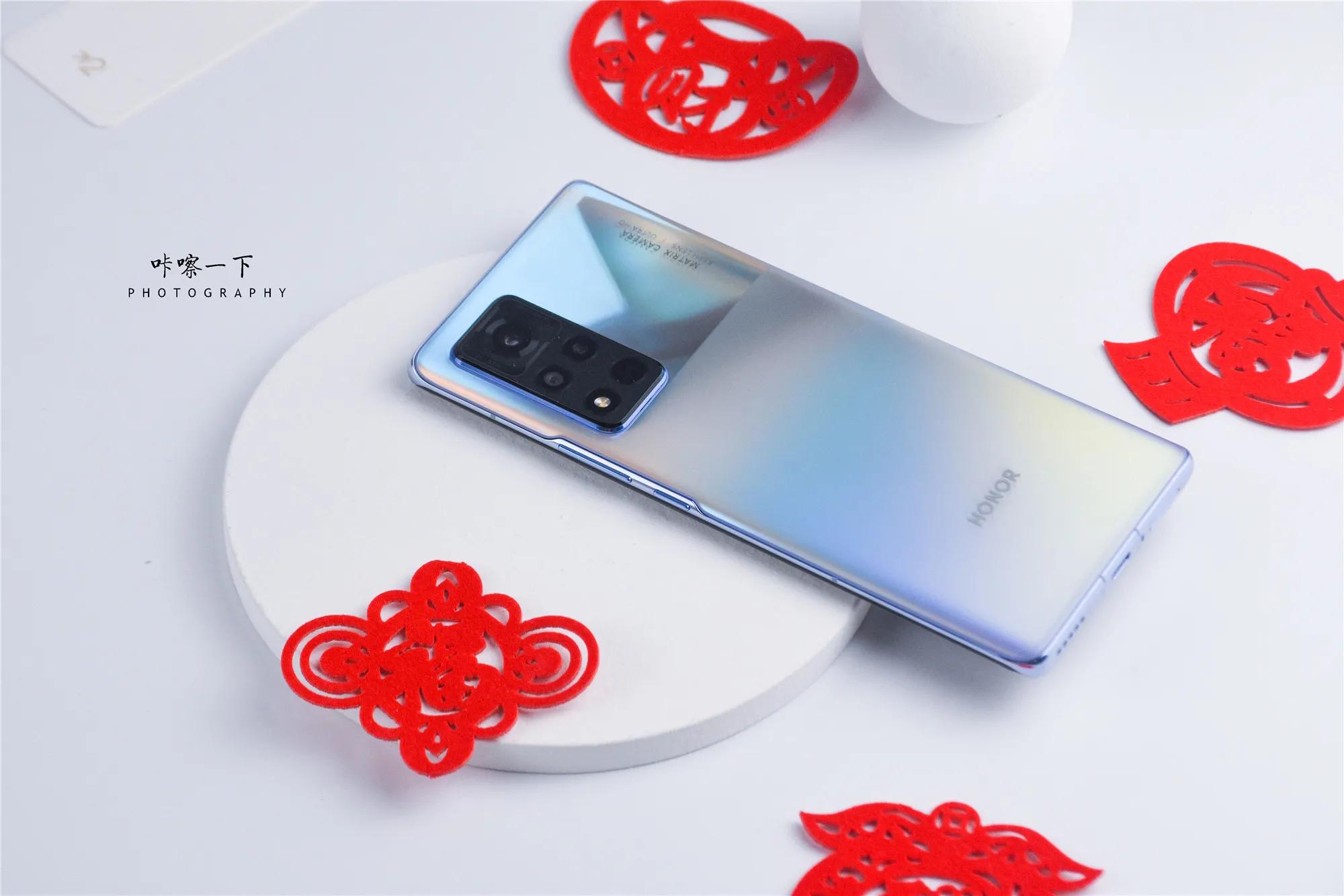 华为手机跟荣耀该选哪一款,华为和荣耀手机哪个更有前景