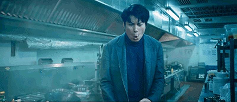 年轻的成龙有多能打,66岁的成龙还会武功吗