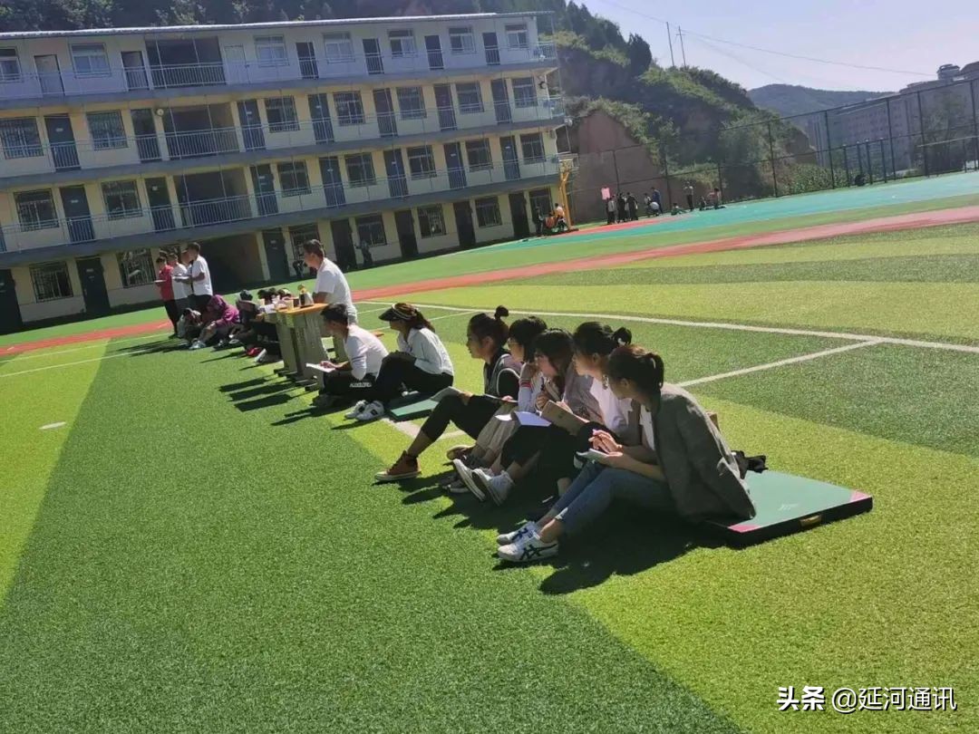 校际交流面对面携手共进谱新篇,校际交流携手共进