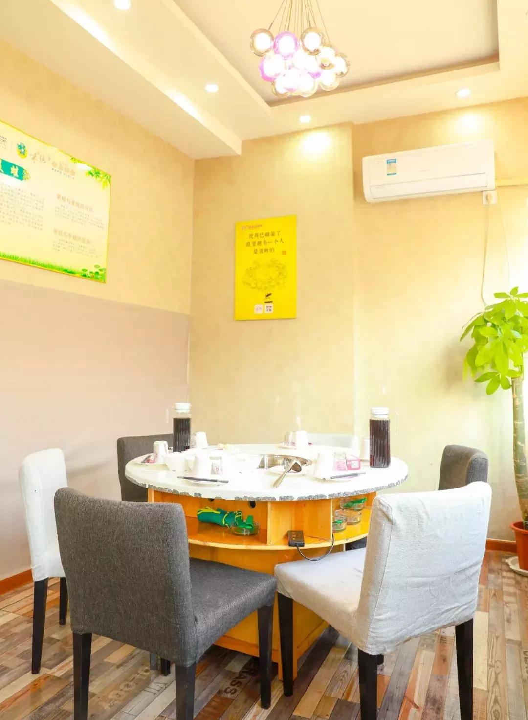 全国最火的美蛙鱼头,超火爆美蛙鱼头