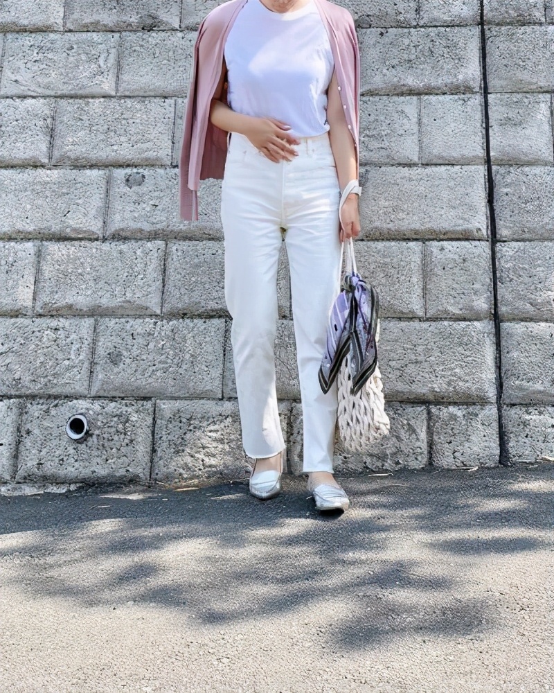 牛仔裤推荐女显瘦160,推荐一款女性高档牛仔裤