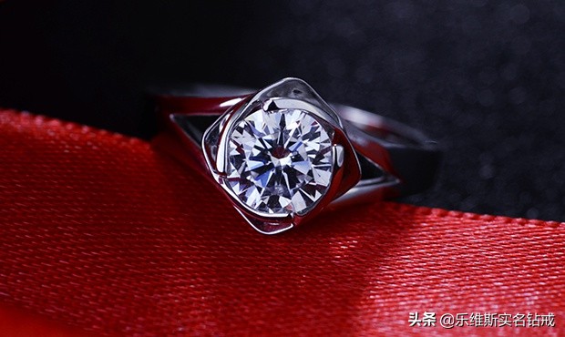 定制钻戒需要注意哪些坑,买钻戒要注意什么怎么选择