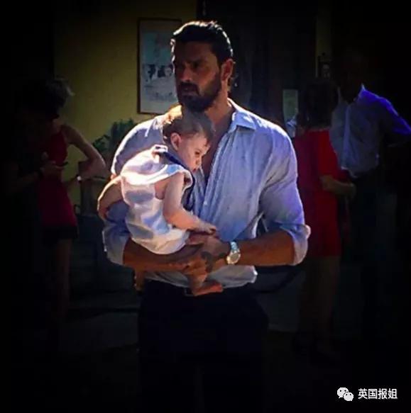 比《五十度灰》还劲爆！荷尔蒙布满全身的魔性男主