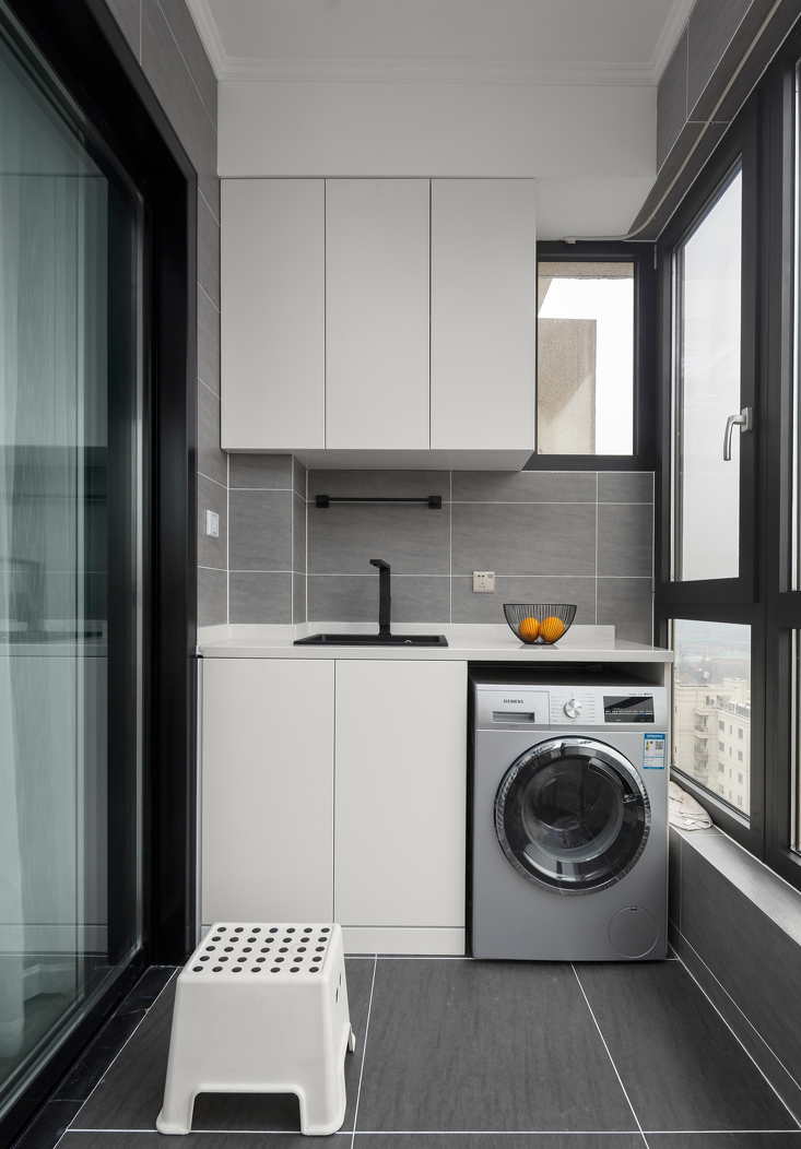 新房装修小洗衣机放哪里比较好,小户型卫生间洗衣机怎么放