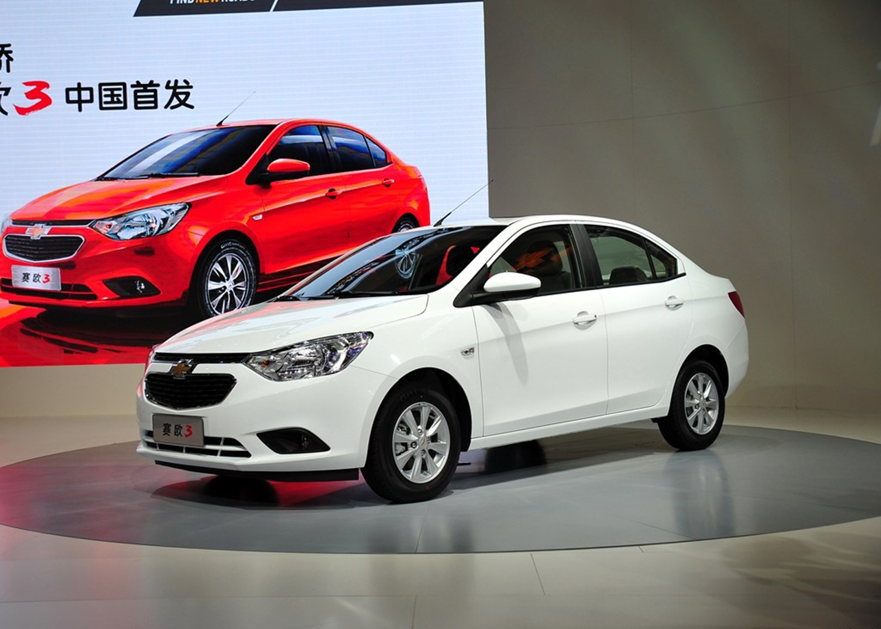 雪佛兰赛欧油耗排量1.3,雪佛兰赛欧油耗多少钱一公里