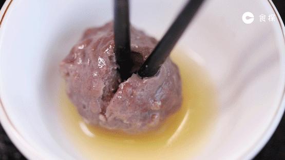 这家牛肉火锅好吃又实惠,一家值得品尝的牛肉火锅店