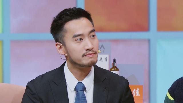 细究阿娇赖弘国分居原因，无子或是关键，女方“看不上”早有端倪